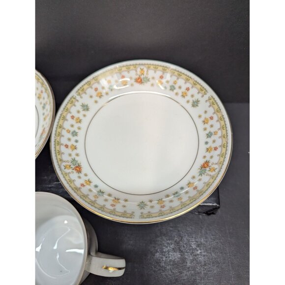 Garden Bouquet Fine China 4978 Replacement Pieces 1 Flat Cup and 2 Berry Bowls - Picture 3 of 7